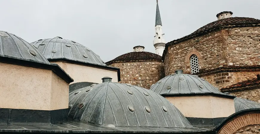 Prishtina (PRN) - Rimini (RMI)